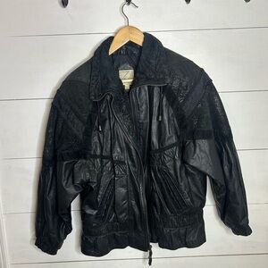 Vintage John Weitz Women’s Black Leather Jacket Size L – 80s/90s Oversized